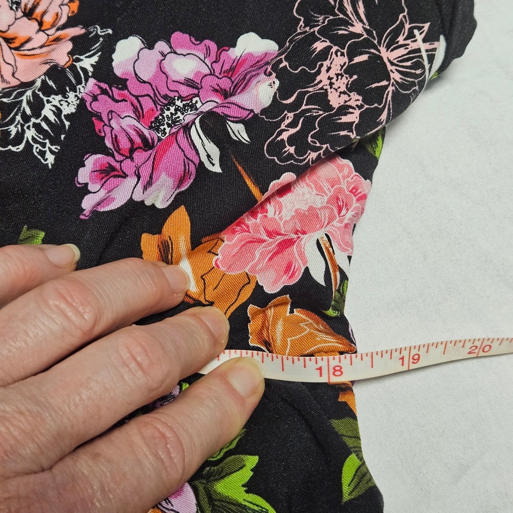 Torrid Floral Maxi Dress Womens 2 Black Pink V-Neck Short Sleeve Empire Waist - Picture 10 of 14